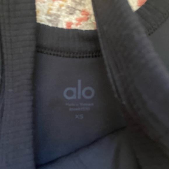ALO WELLNESS BRA - Picture 4 of 5